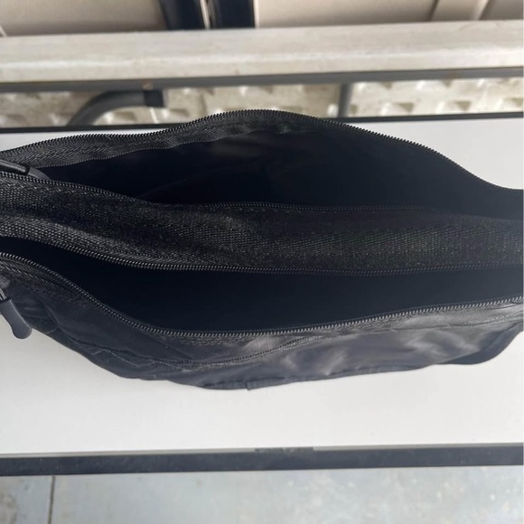 Purse - Picture 4 of 4